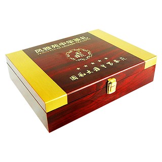 风雅苑中华茶礼兰质蕙心金骏眉(木盒)