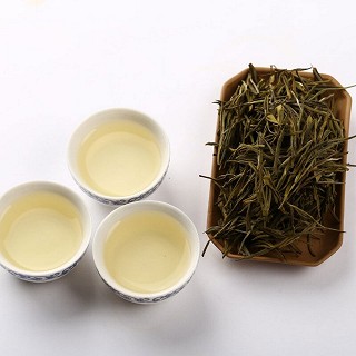 腾临 枪林箭雨绿茶叶(腾临)