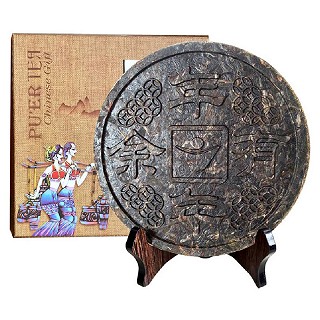 滇湘 茶雕摆件 普洱生茶饼(年年有余)