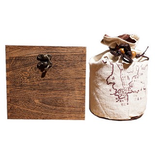 靠普号 2015年凤庆滇红 红碧螺(勐海县巴达山)